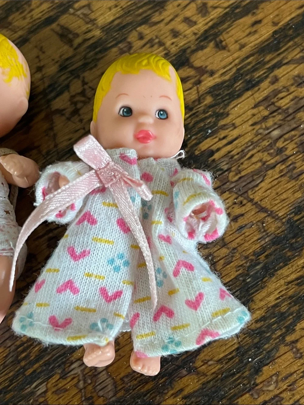 Vintage Barbie Blonde Mini Baby sister Dolls Pair with Pink-Patterned Outfits - Picture 2 of 5